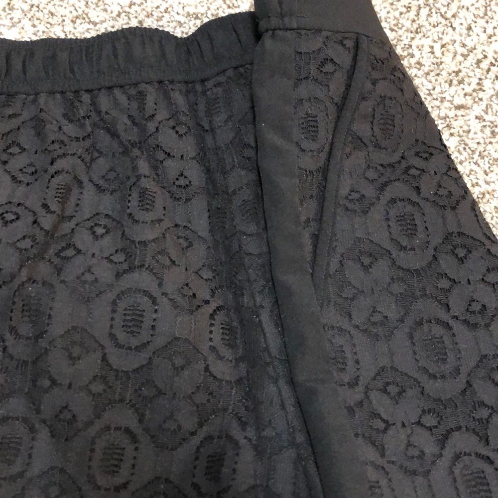 LOFT Black Lace Shorts - Picture 7 of 8